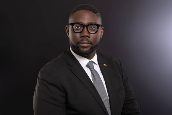 Official-Headshot-Web-1.jpeg