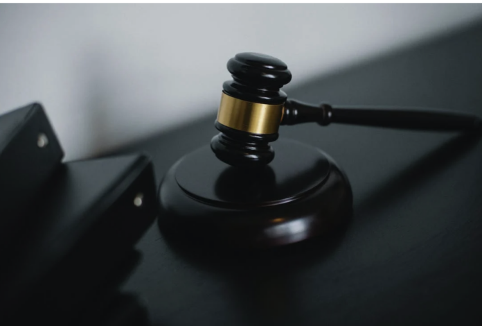 gavel.png