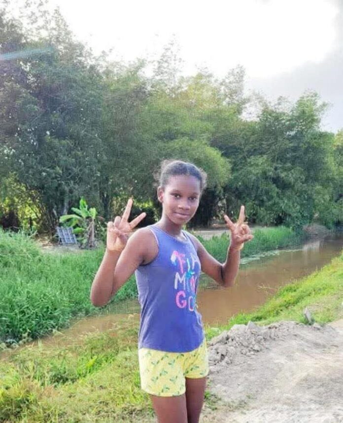 adrianna-younge.jpg