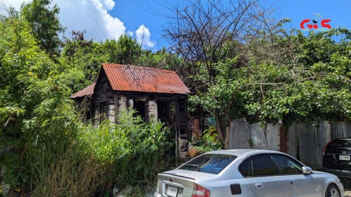 DERELICT-1.jpg