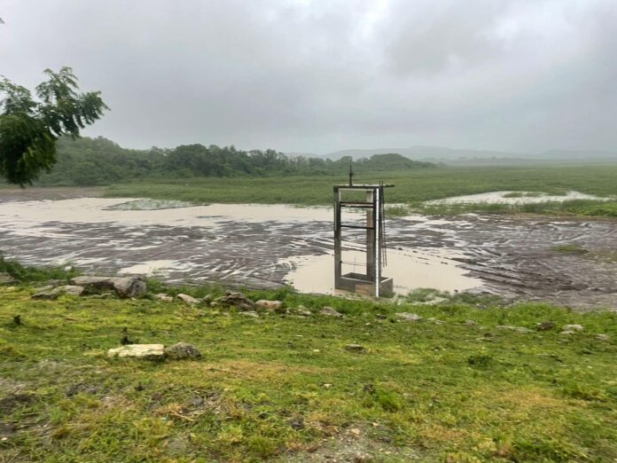 DAM.jpg