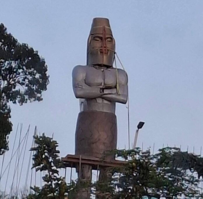 statue-e1758924322198.jpg
