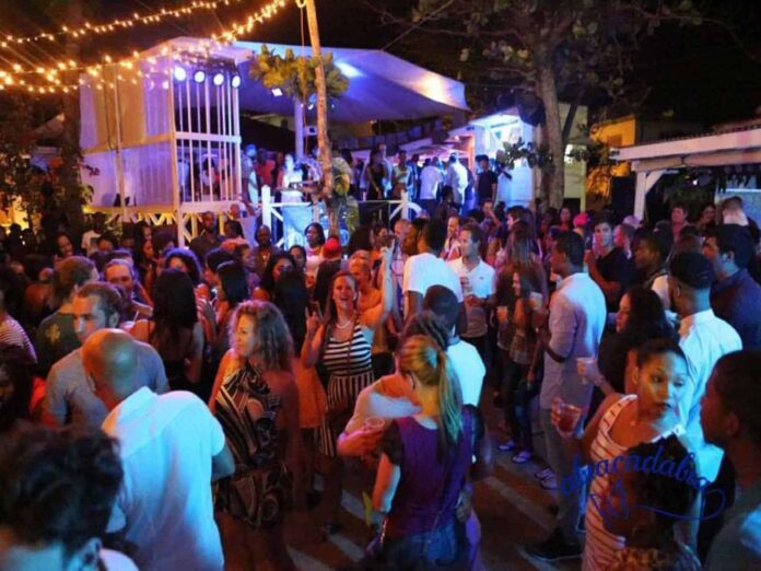 Antiguan-Nightlife-Adults-Only-1600x1200-1.jpg