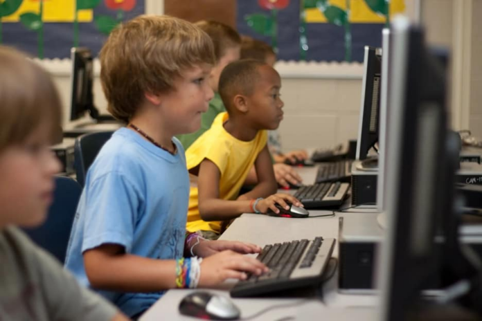 children-on-computers.png