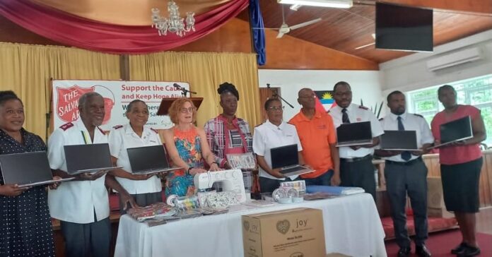 rotary-sewing-machine-to-salvation-army.jpg