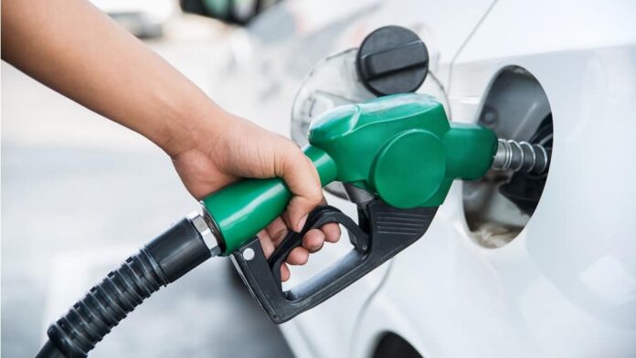 istock-fuel-gas-pump_38a4859e9ac73fddb78b5fb3b885441f.jpg